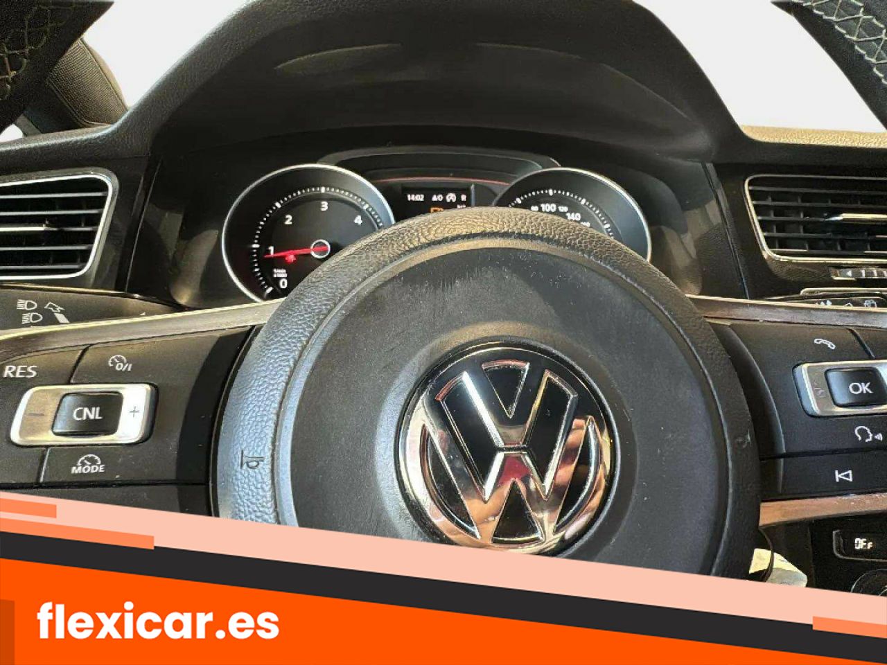 Foto Volkswagen Golf 29