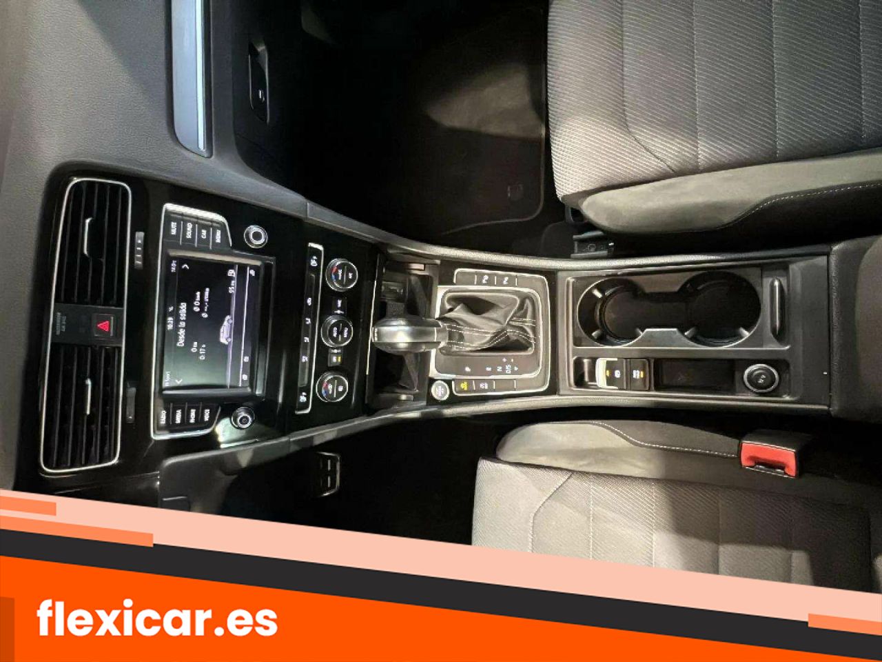 Foto Volkswagen Golf 21