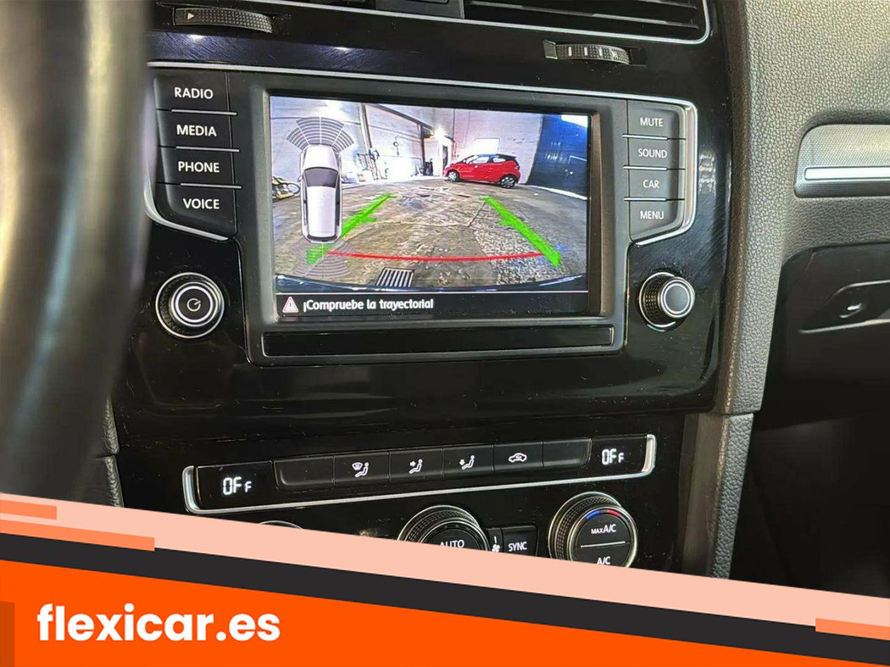 Foto Volkswagen Golf 29