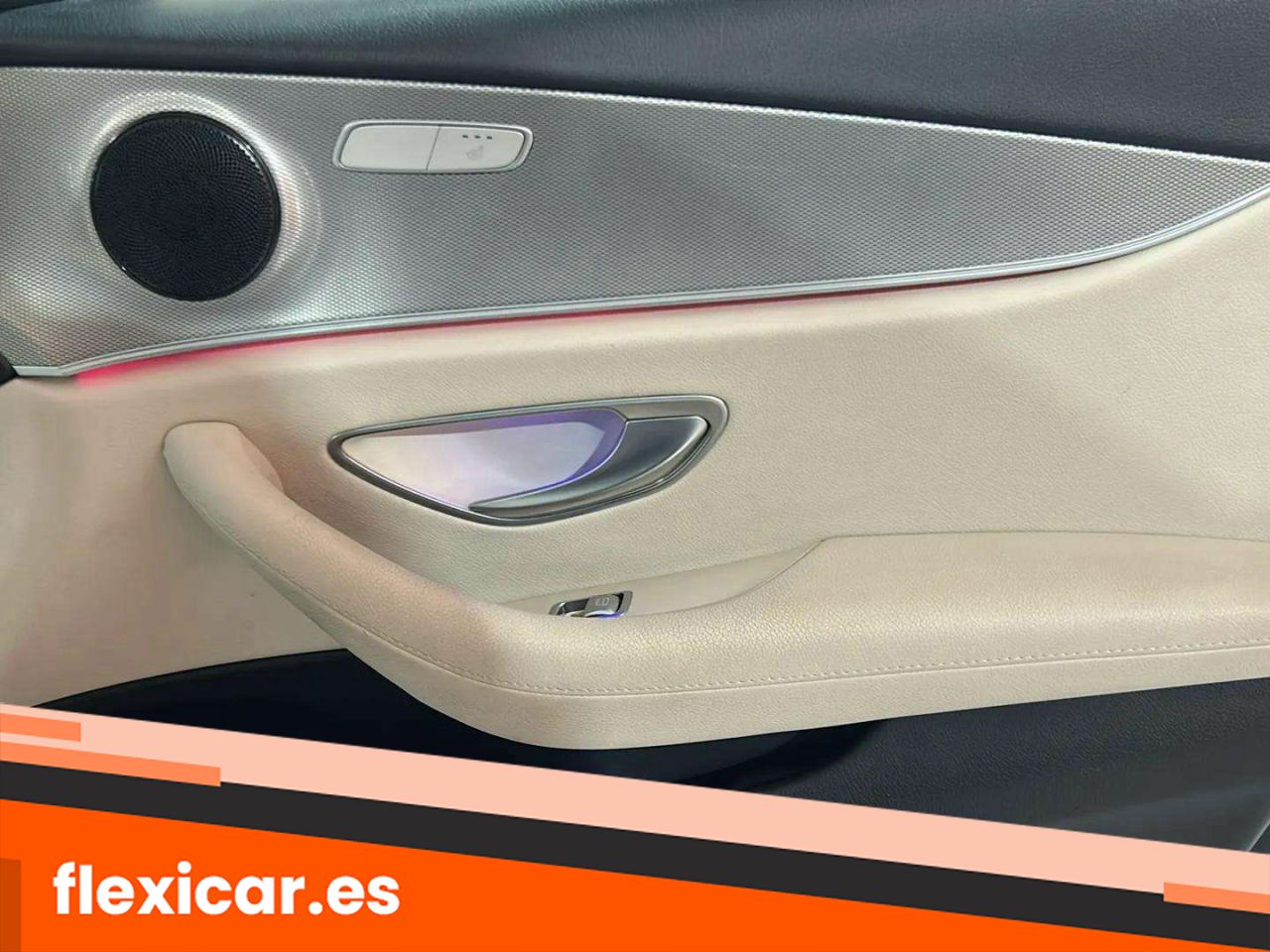 Foto Mercedes-Benz Clase E 27