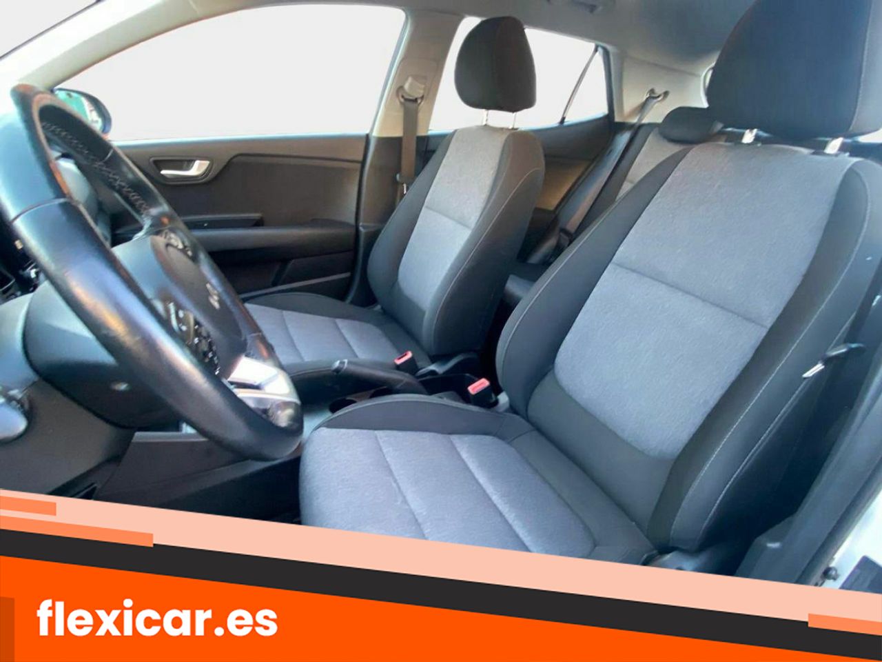 Foto Kia Stonic 13