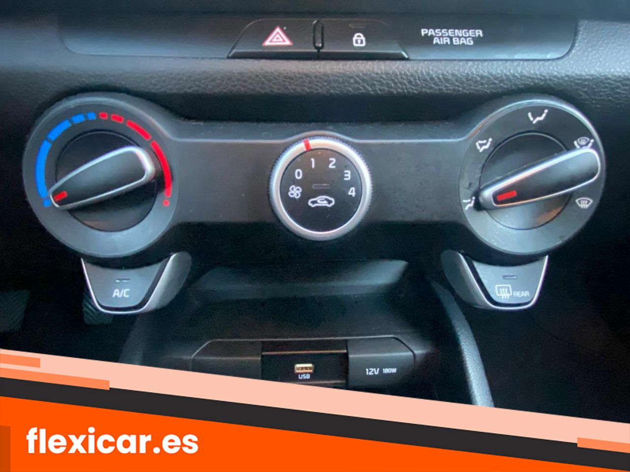 Foto Kia Stonic 29