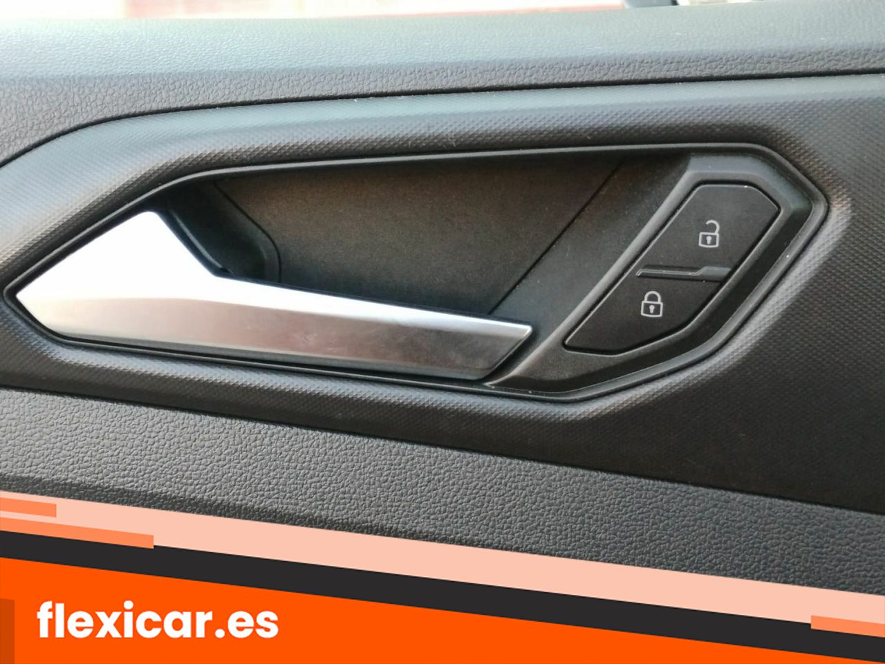 Foto Volkswagen T-Cross 26