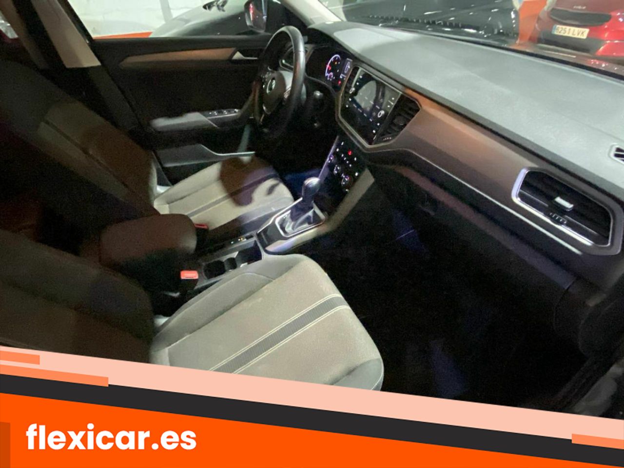 Foto Volkswagen T-Roc 21