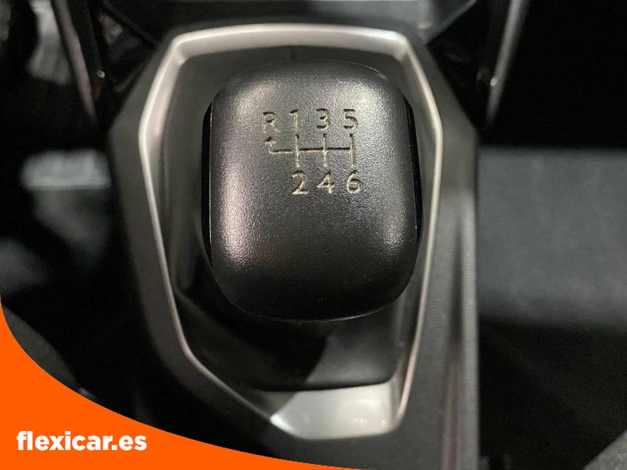 Foto Peugeot 2008 29