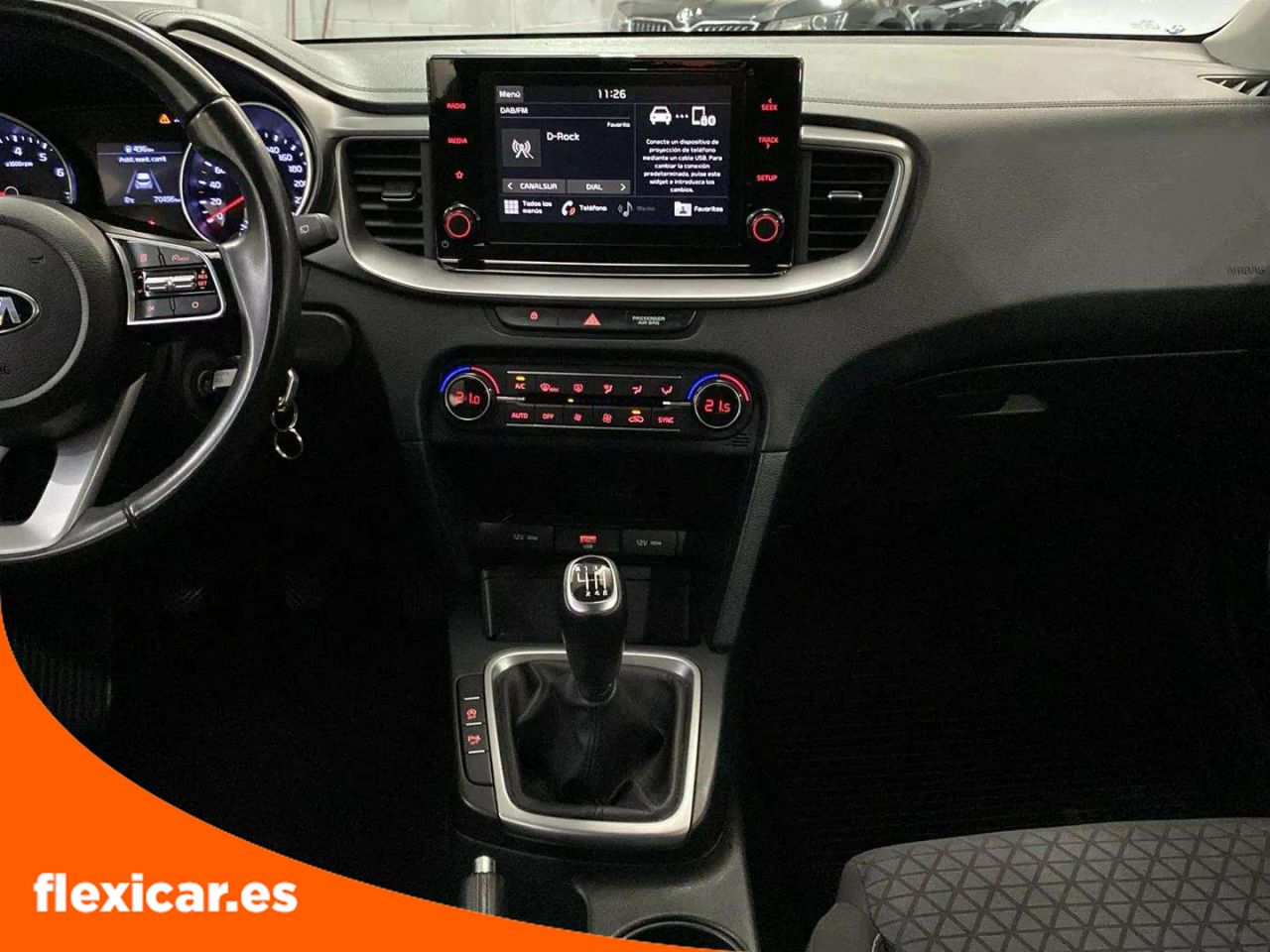 Foto Kia XCeed 26