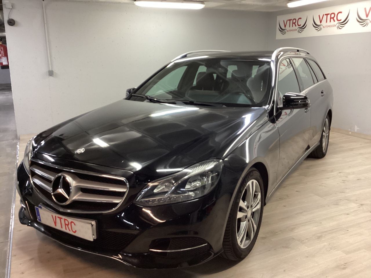Foto Mercedes-Benz Clase E 4