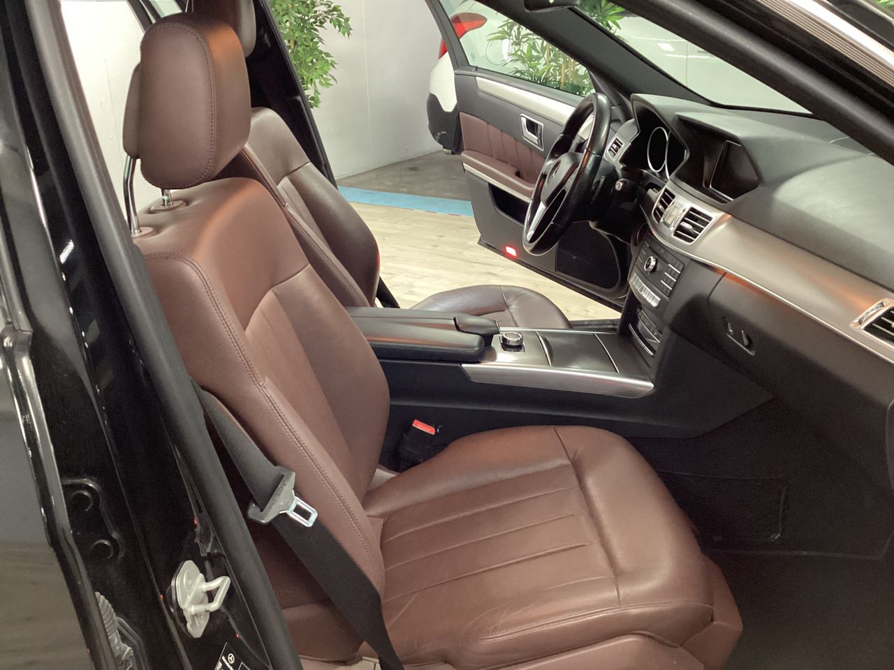 Foto Mercedes-Benz Clase E 17