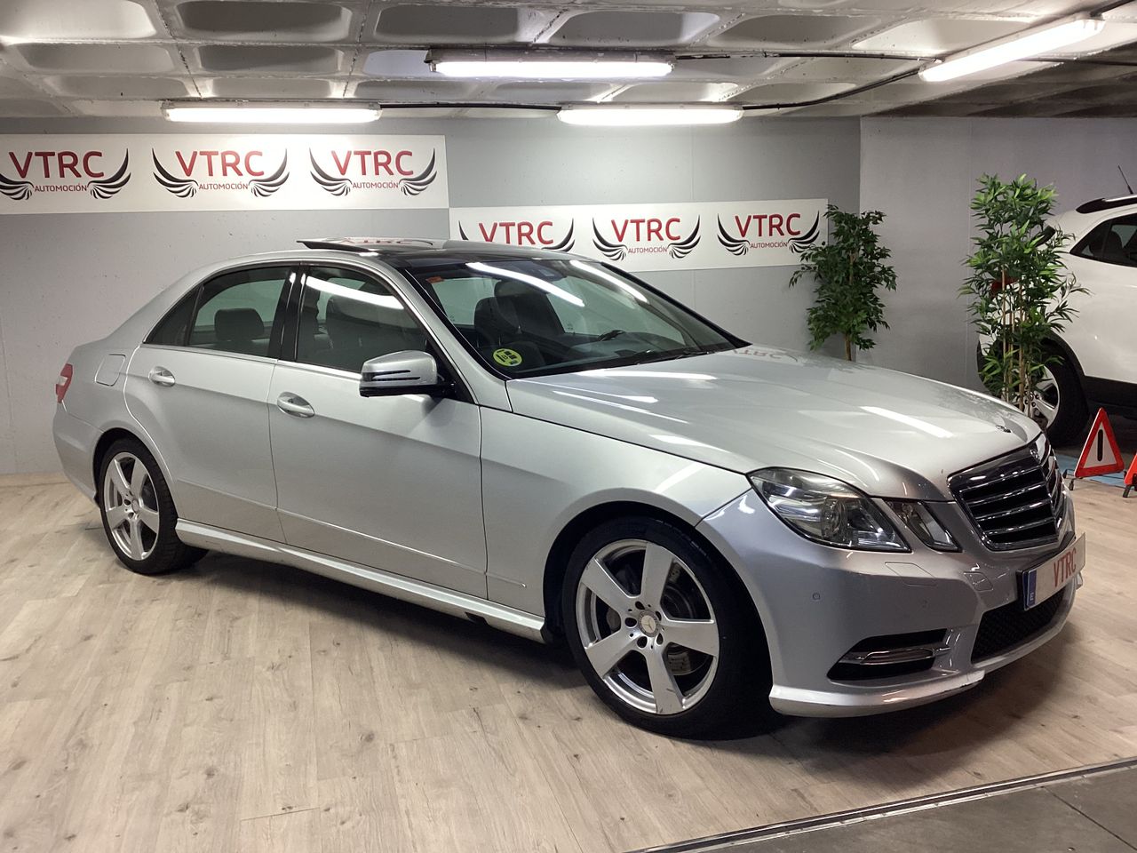 Foto Mercedes-Benz Clase E 12
