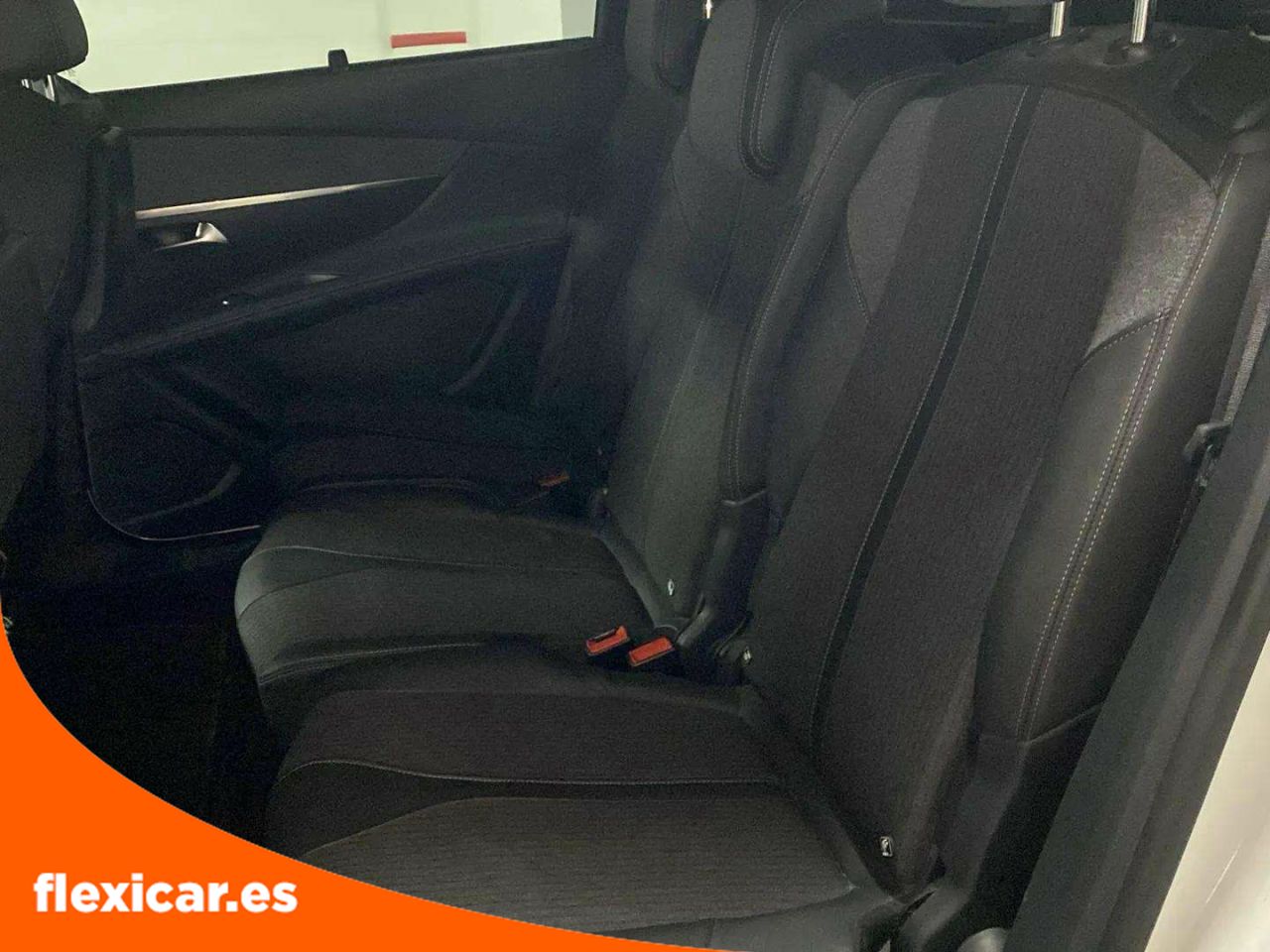Foto Peugeot 5008 24