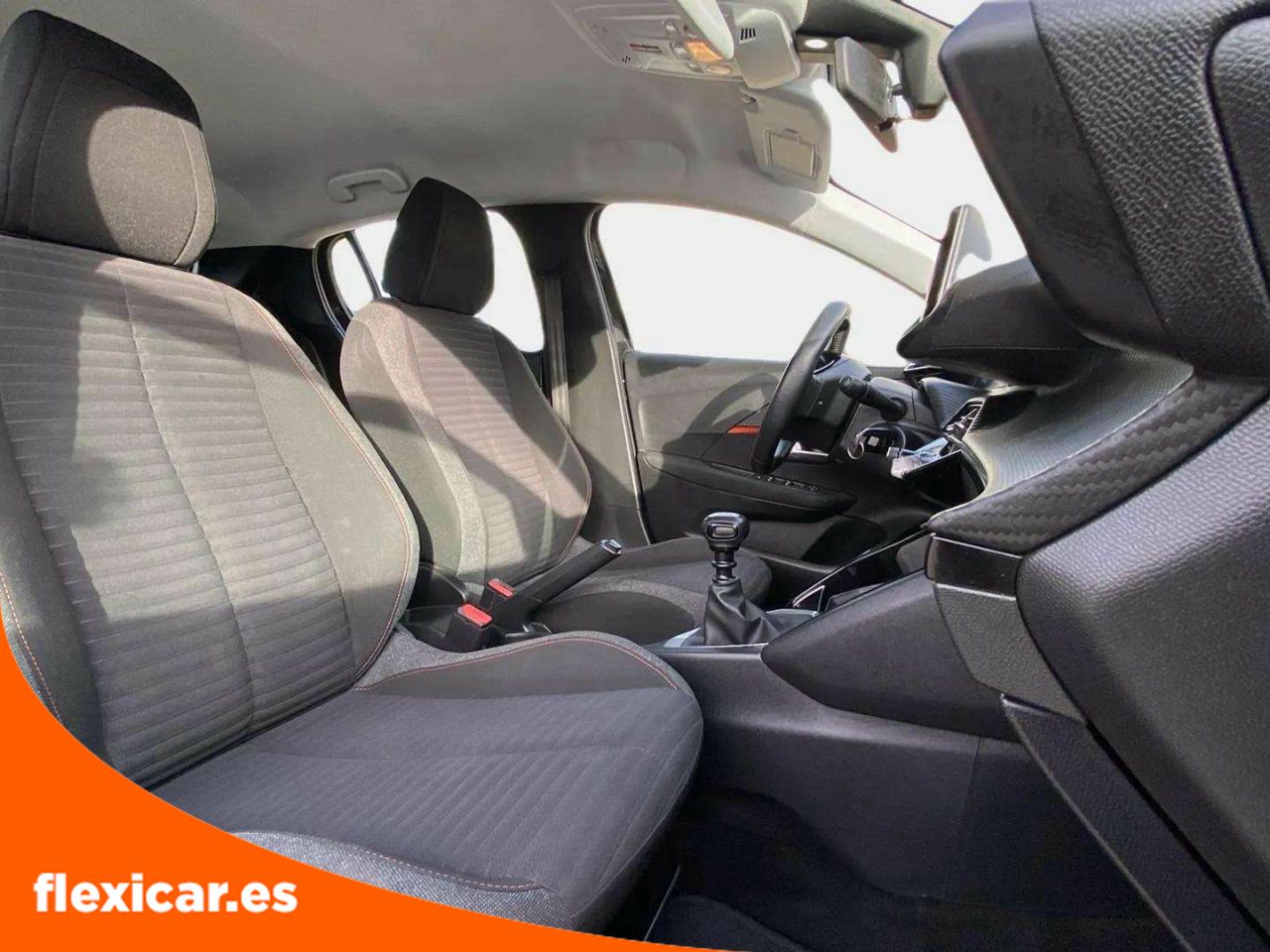 Foto Peugeot 208 11