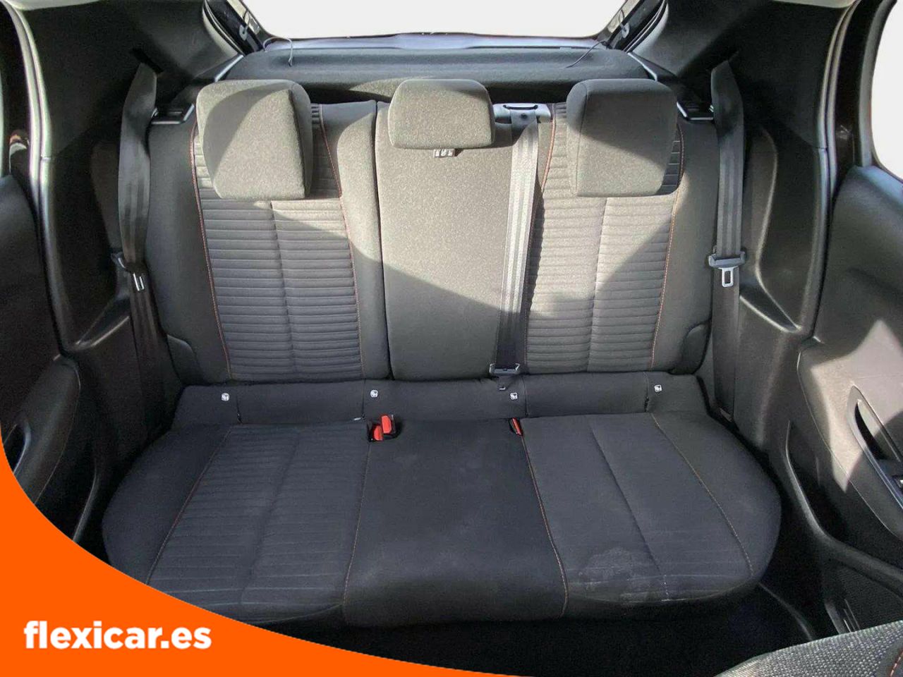 Foto Peugeot 208 13
