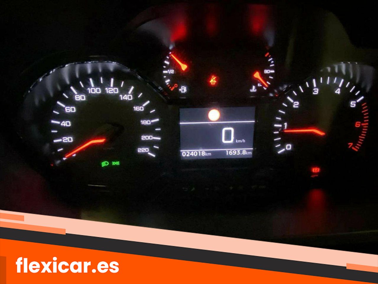 Foto Peugeot Rifter 13