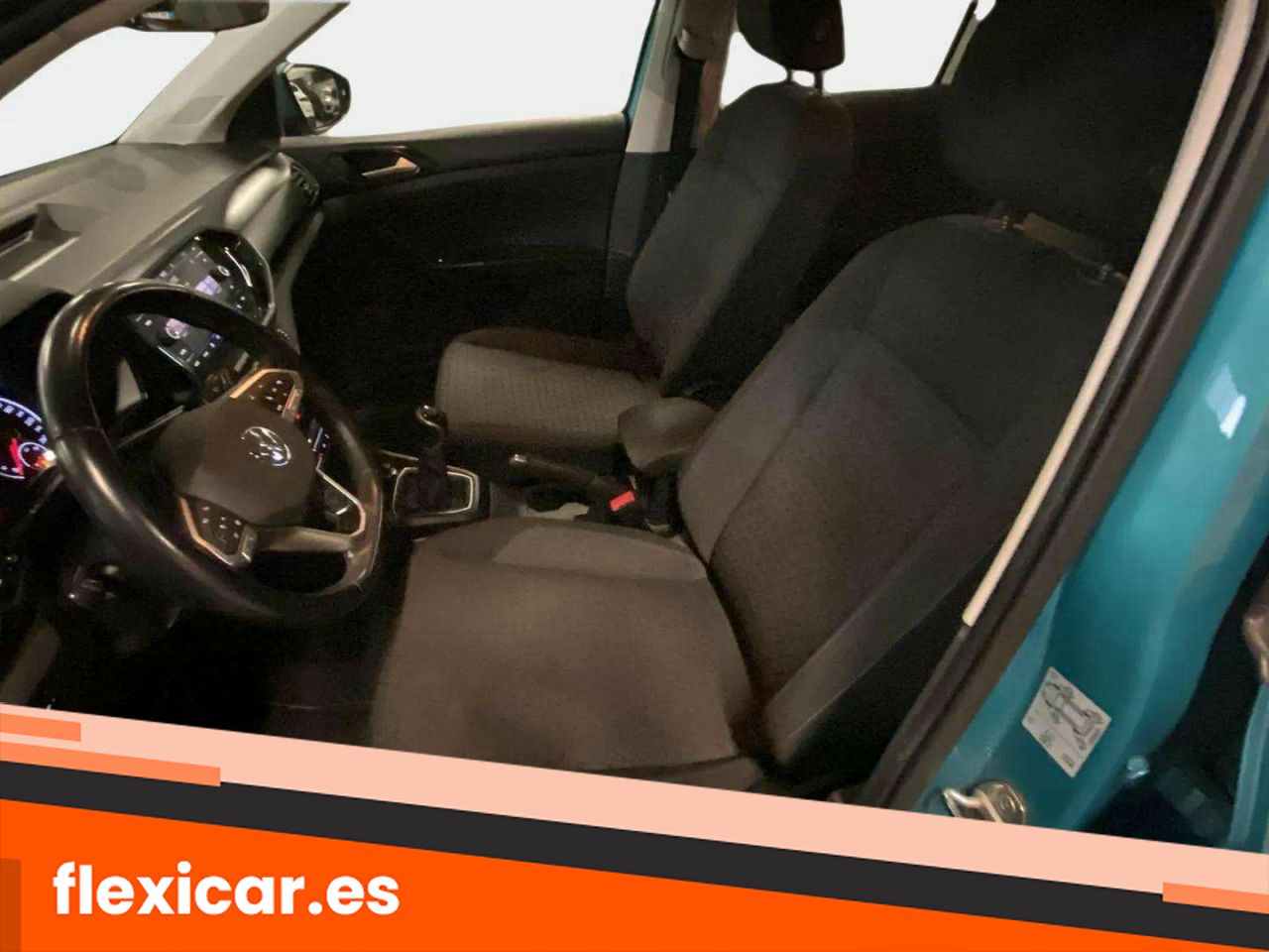Foto Volkswagen T-Cross 14