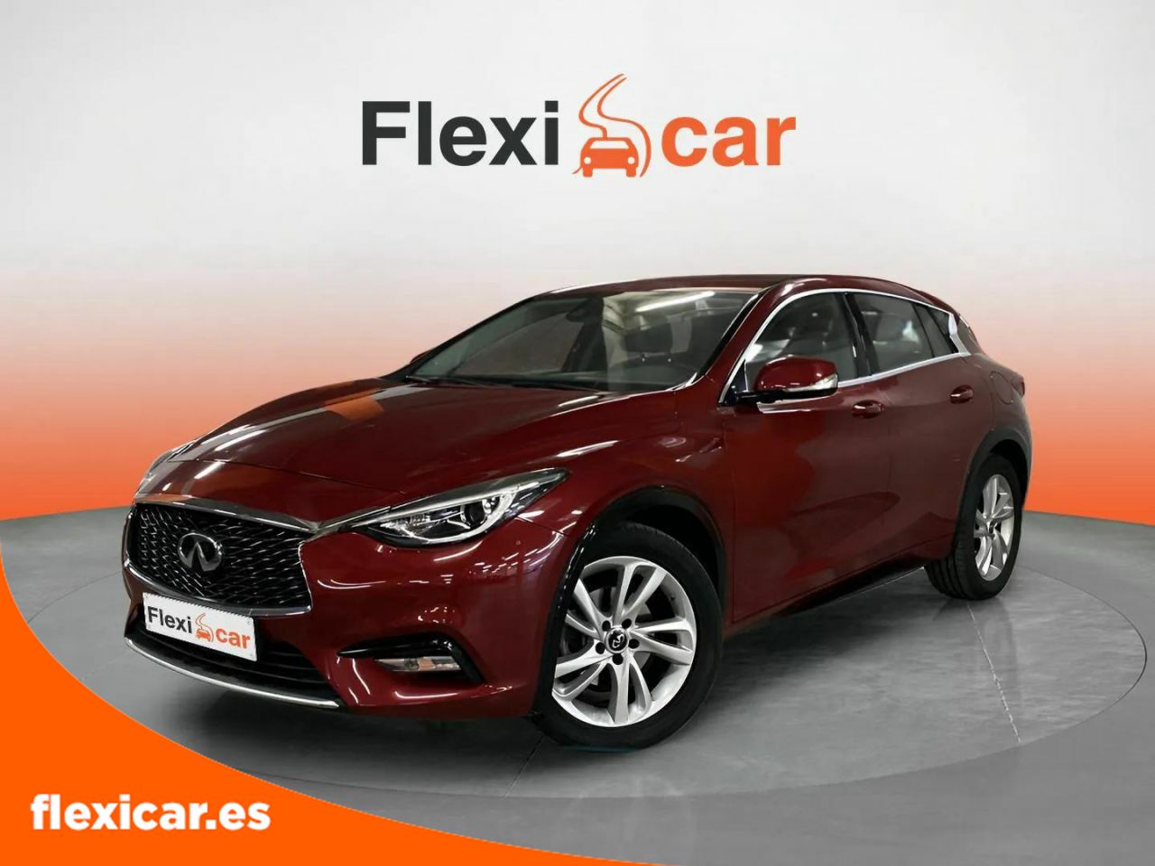 Foto Infiniti Q30 2