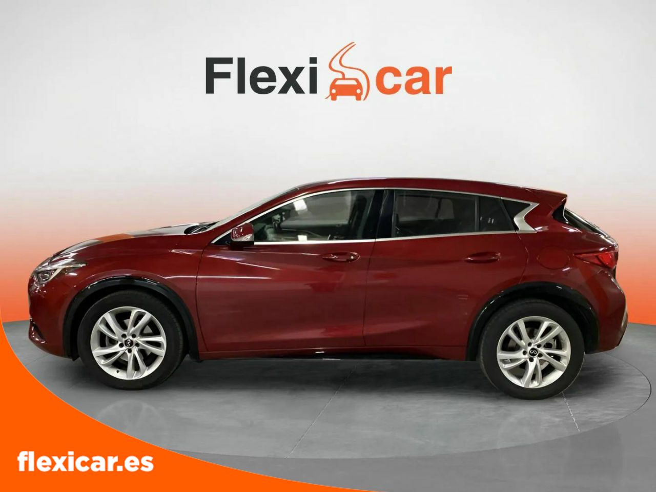 Foto Infiniti Q30 4