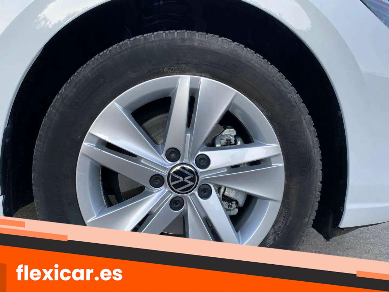 Foto Volkswagen Golf 16
