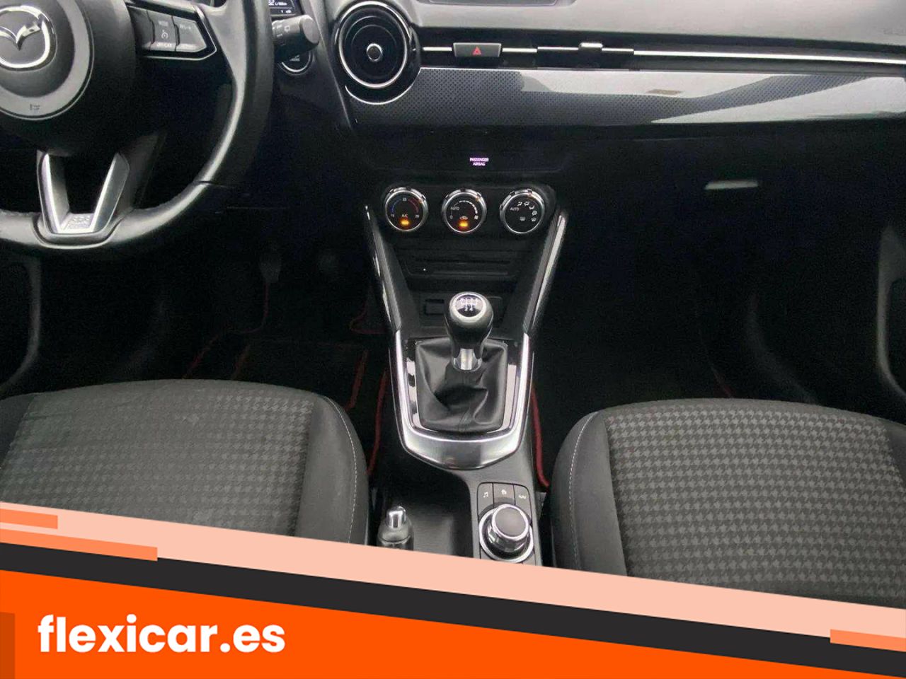 Foto Mazda Mazda2 11