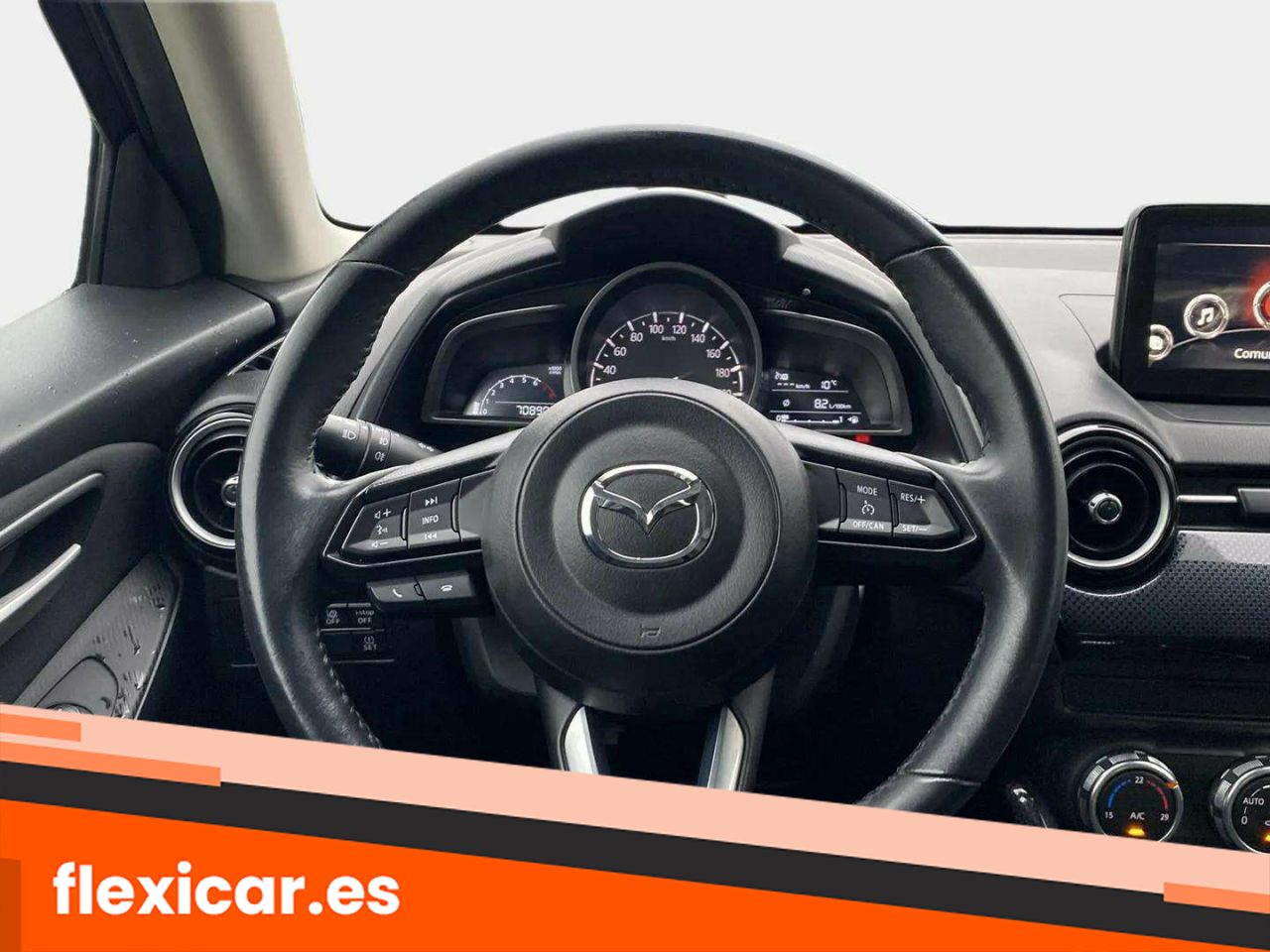 Foto Mazda Mazda2 12