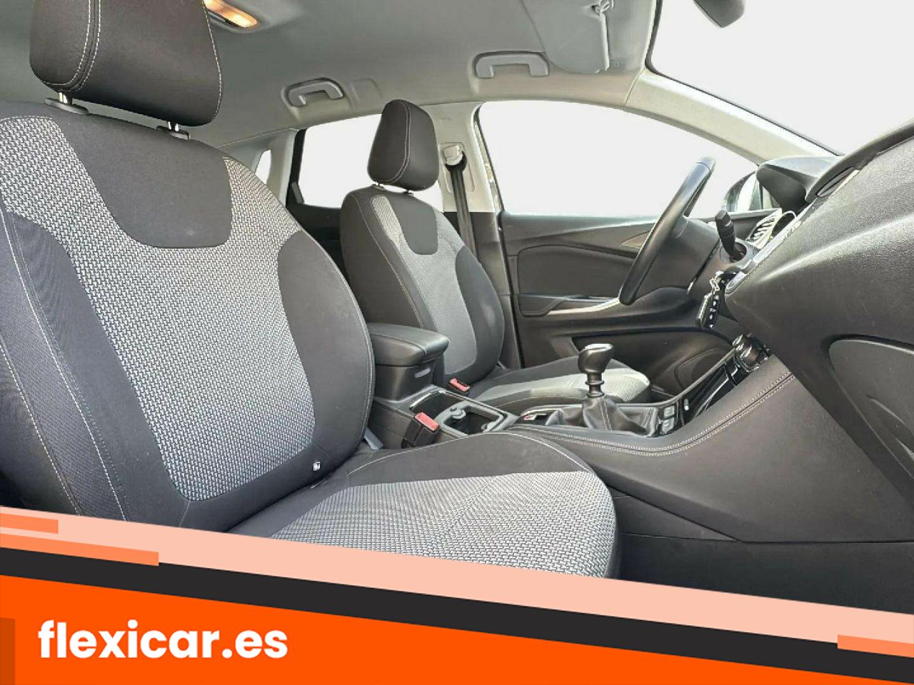 Foto Opel Grandland X 16
