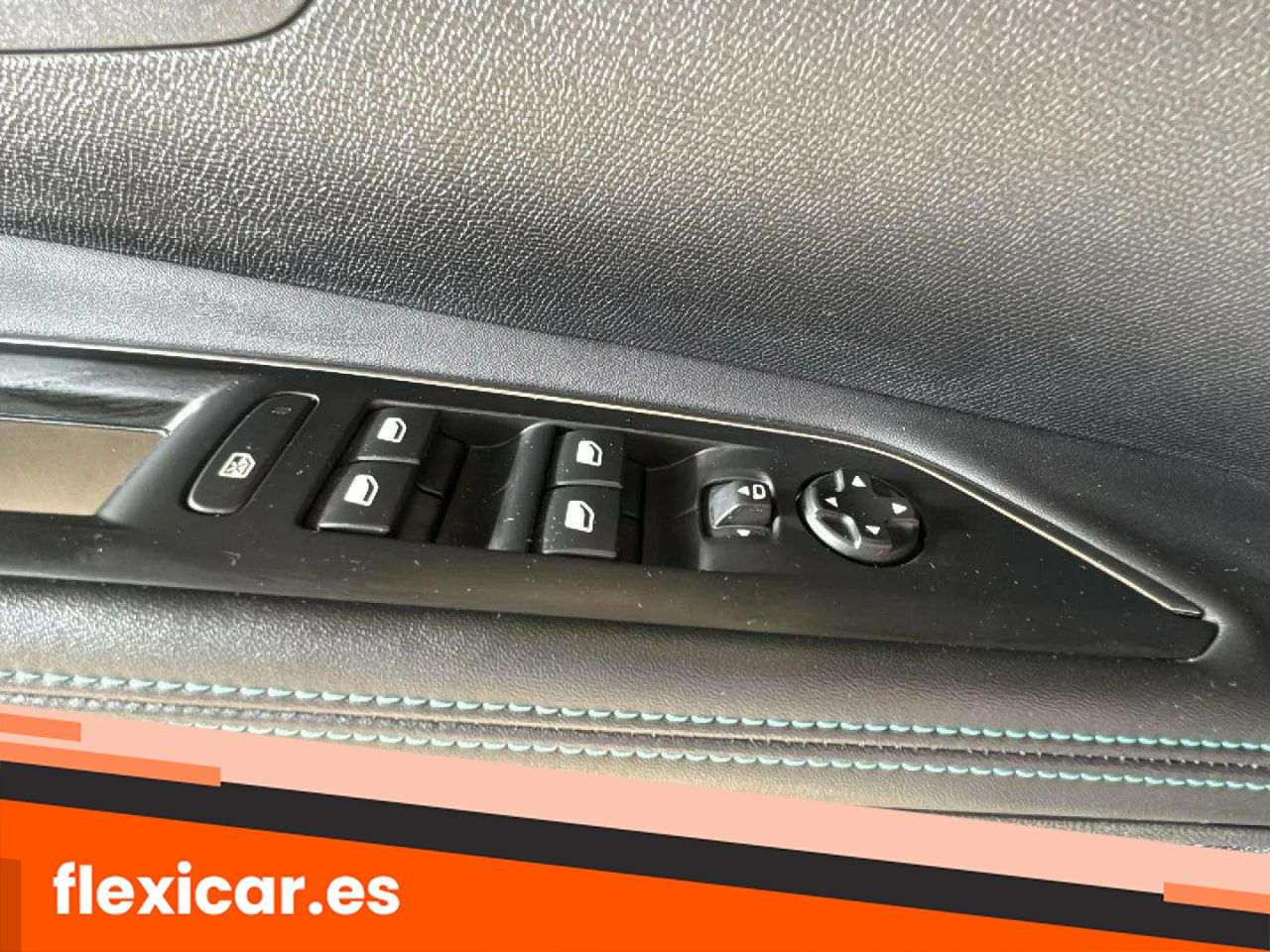 Foto Peugeot 5008 33