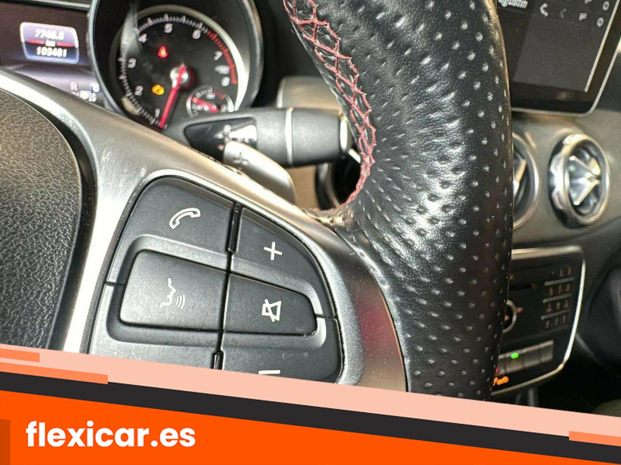 Foto Mercedes-Benz Clase GLA 28