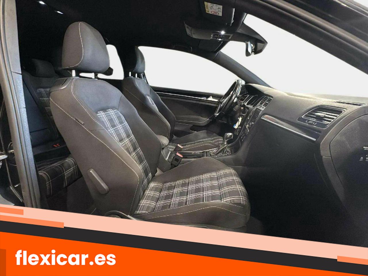 Foto Volkswagen Golf 15