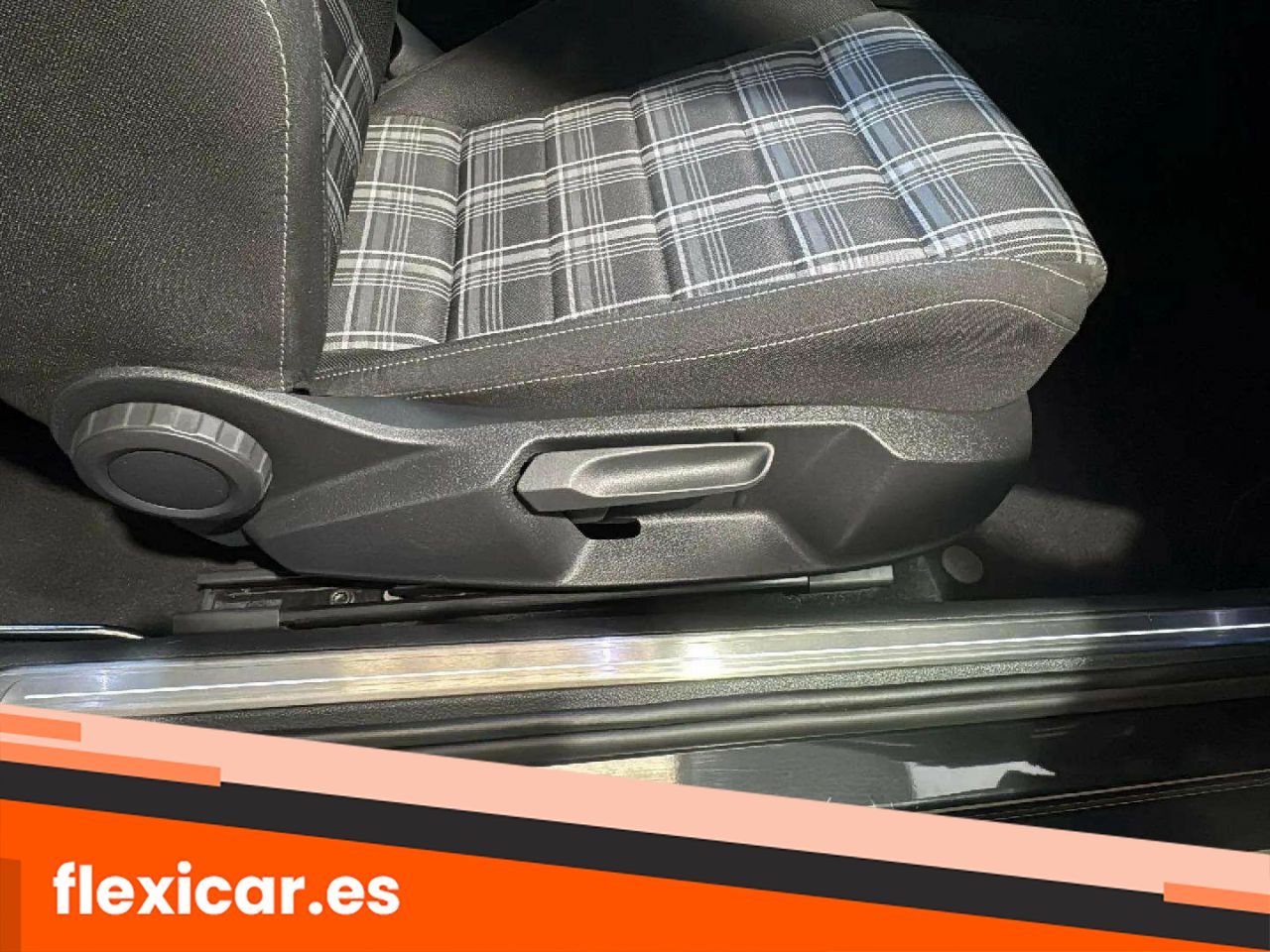 Foto Volkswagen Golf 39
