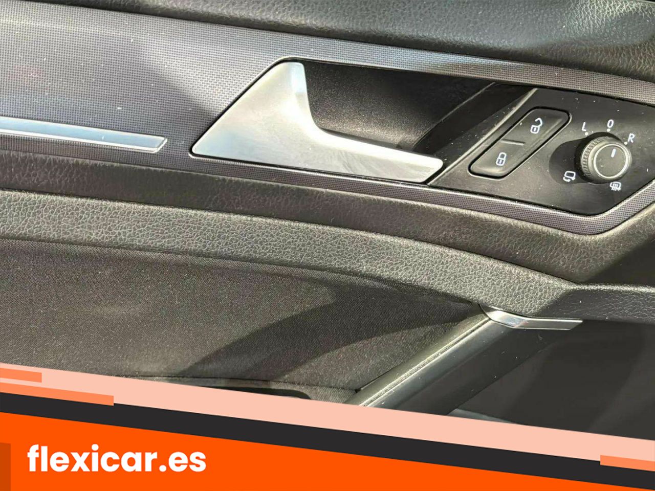 Foto Volkswagen Golf 24