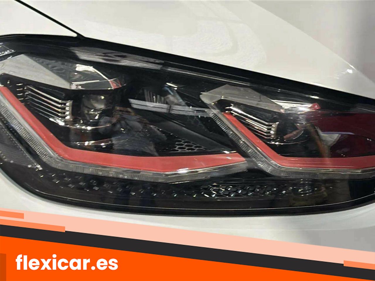 Foto Volkswagen Golf 32