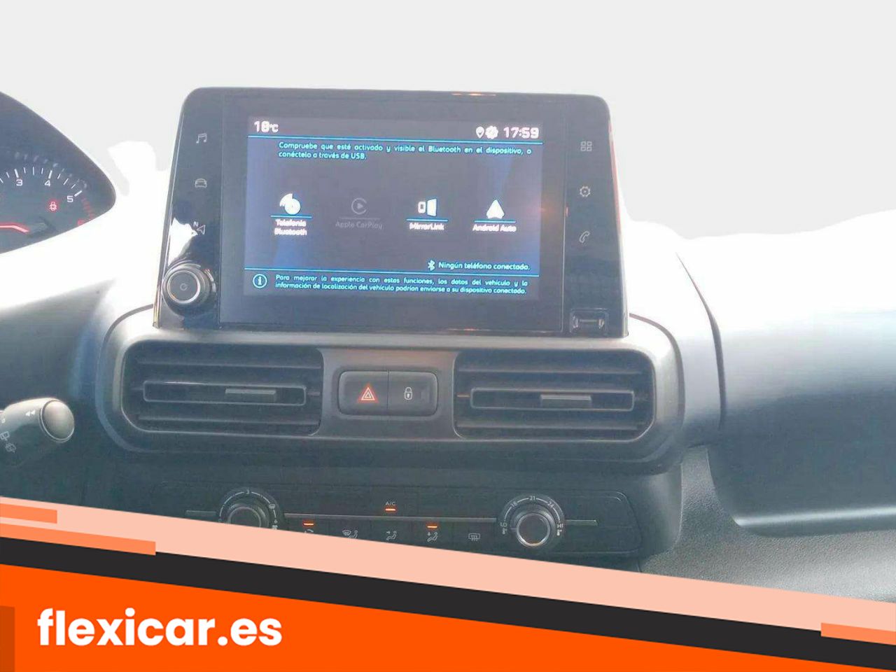 Foto Peugeot Rifter 17