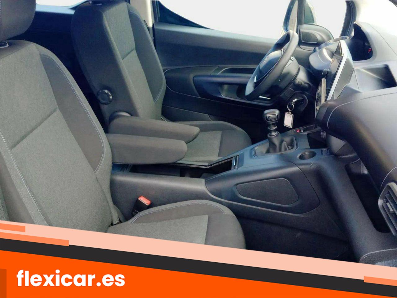 Foto Peugeot Rifter 37