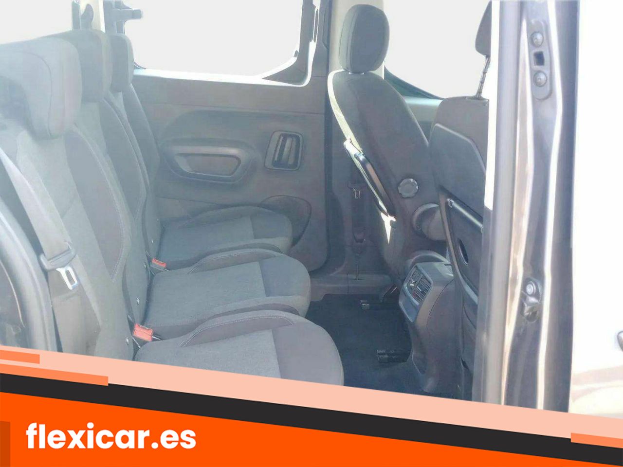 Foto Peugeot Rifter 18