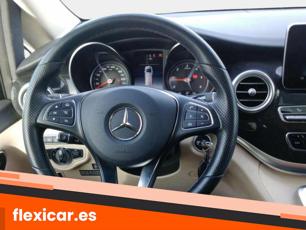 Foto Mercedes-Benz Clase V 12