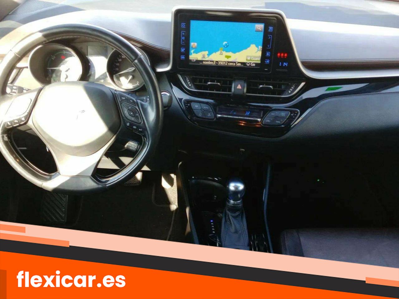 Foto Toyota C-HR 11