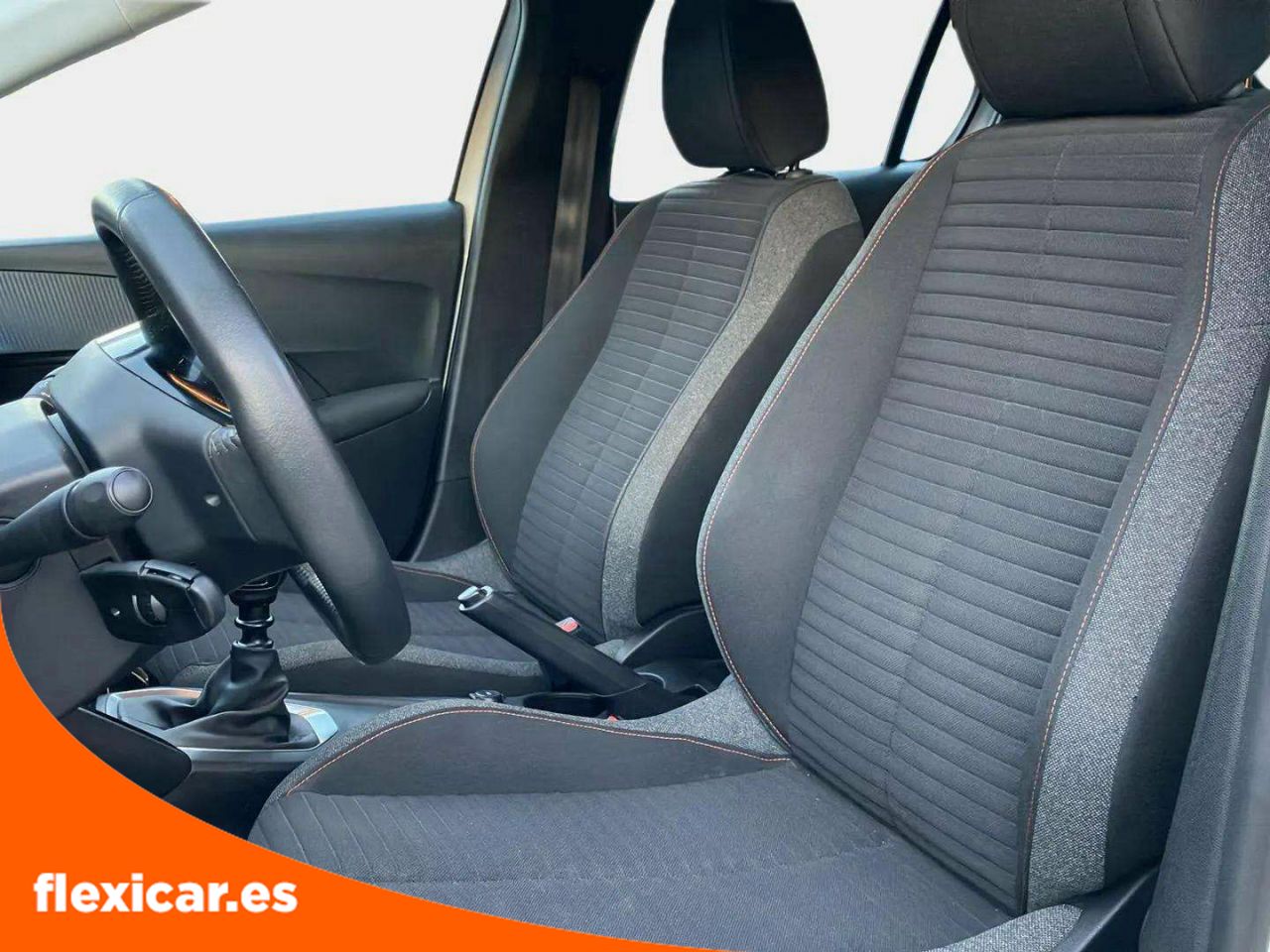 Foto Peugeot 208 10