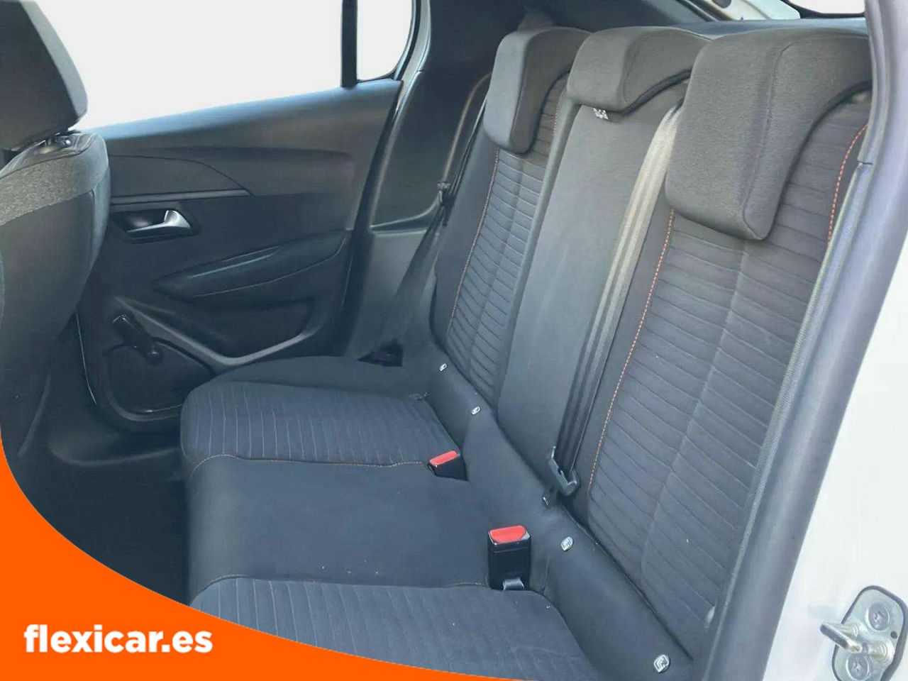 Foto Peugeot 208 11