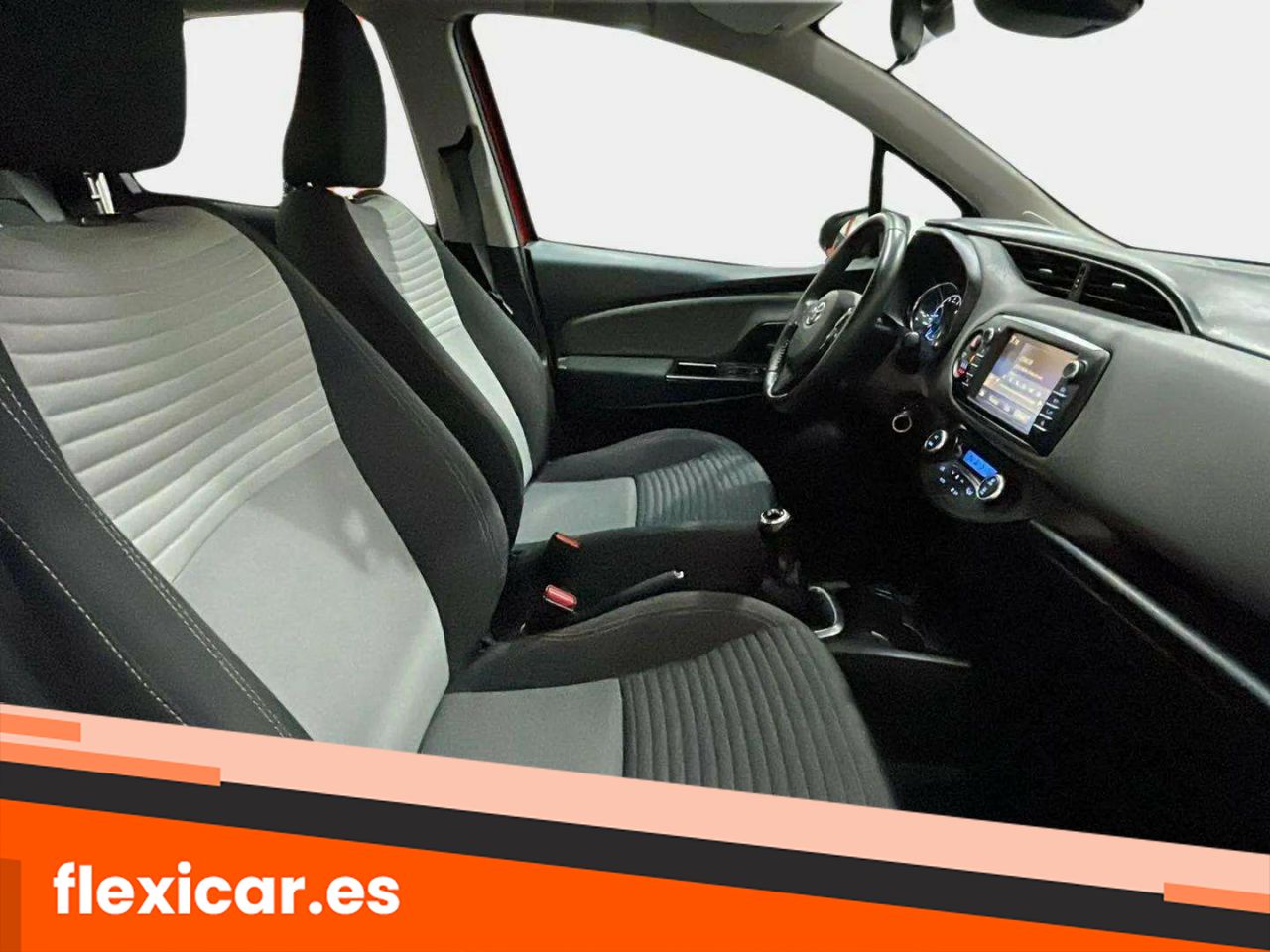 Foto Toyota Yaris 13