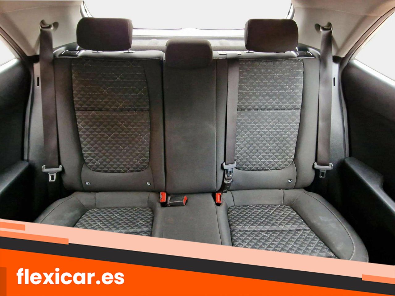 Foto Kia Rio 15
