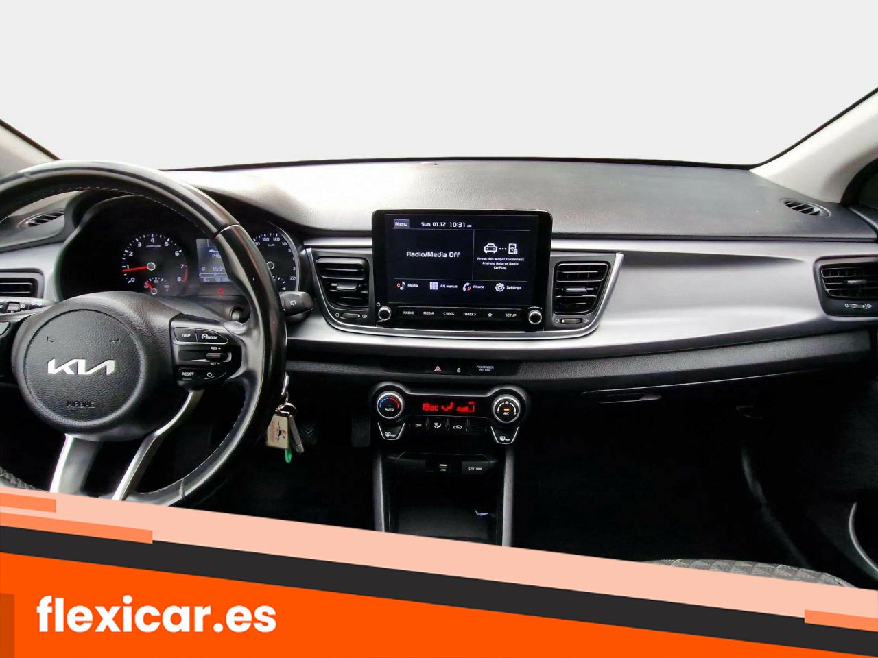 Foto Kia Rio 24