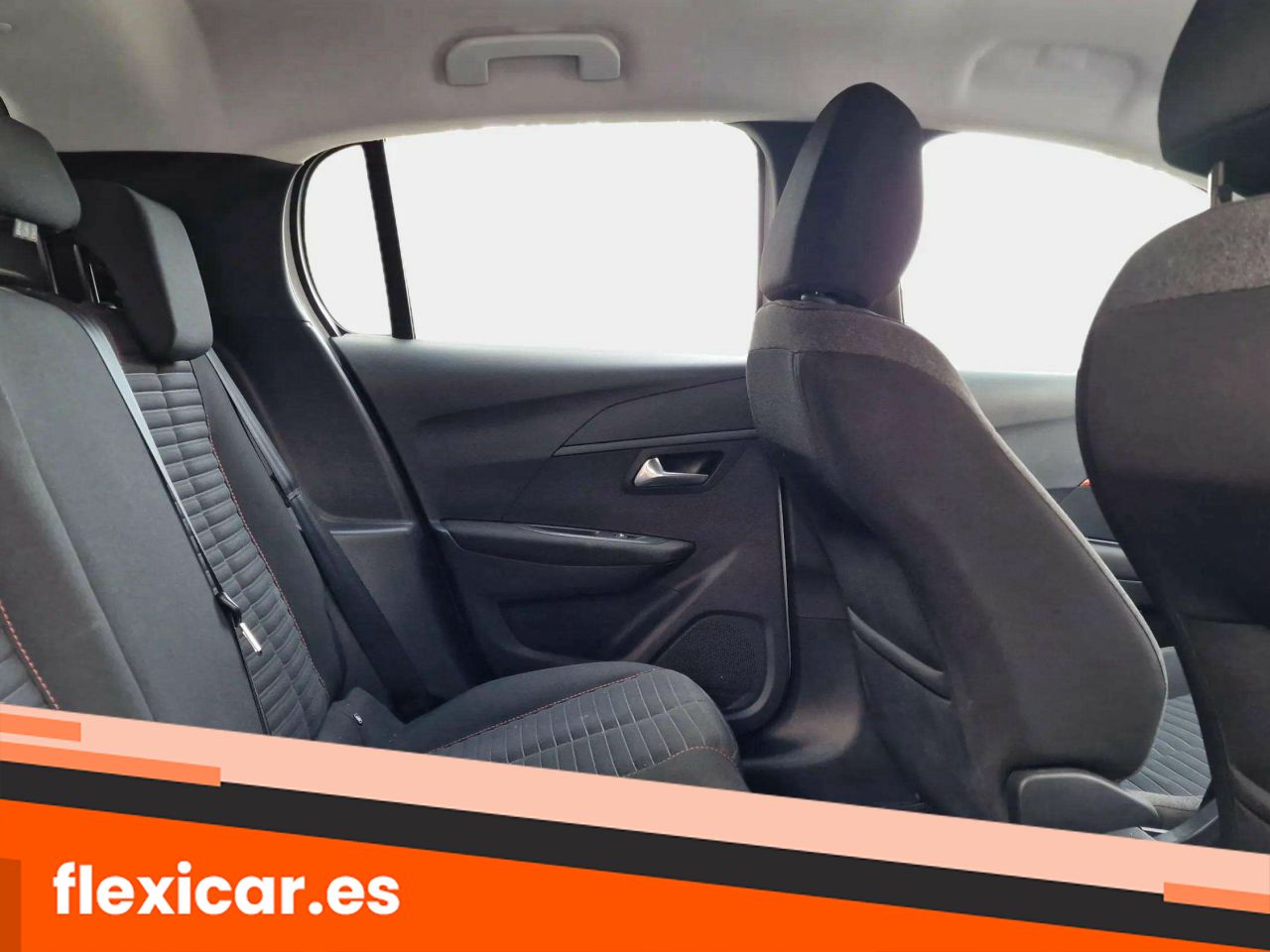 Foto Peugeot 208 14