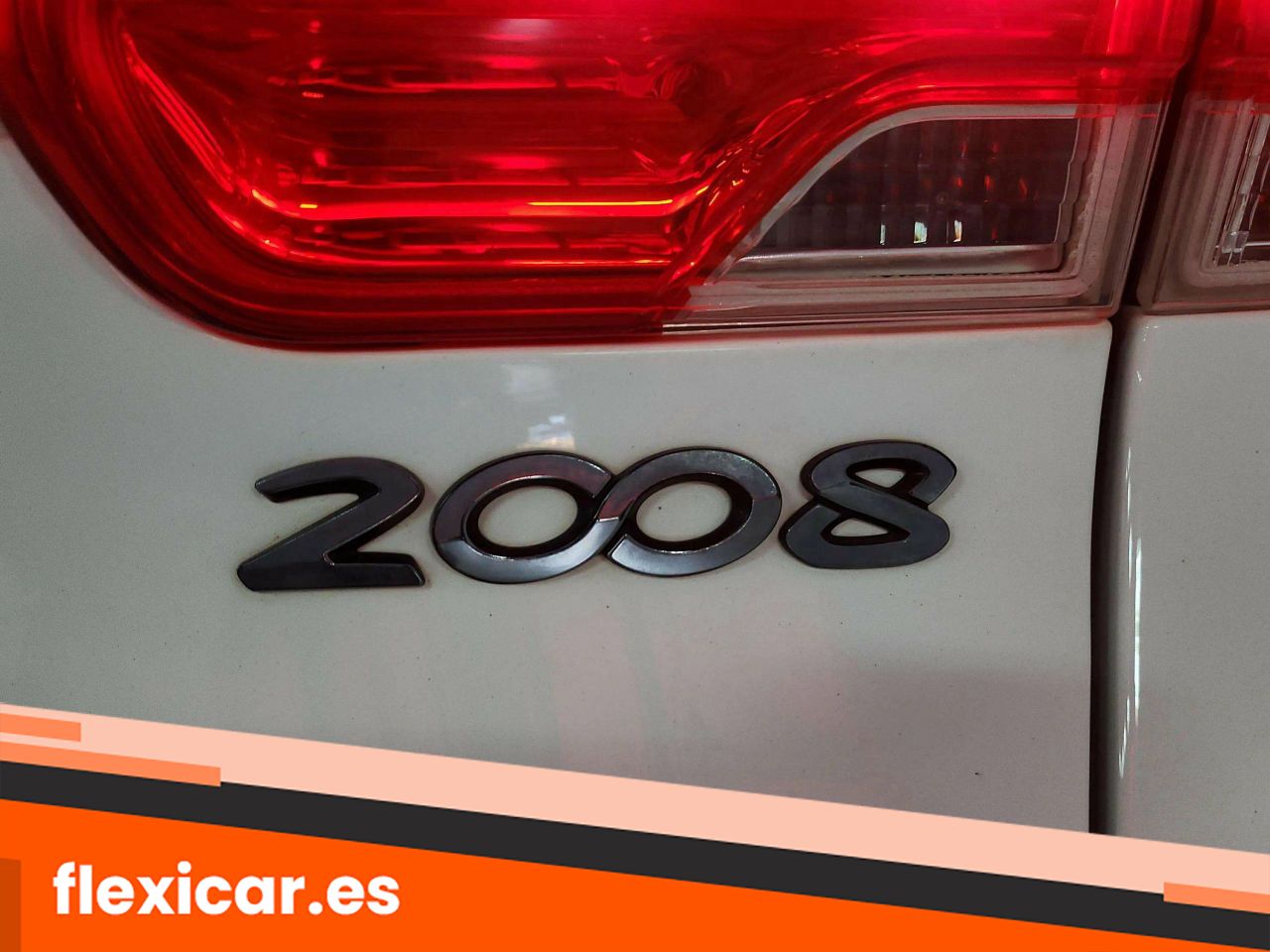 Foto Peugeot 2008 10