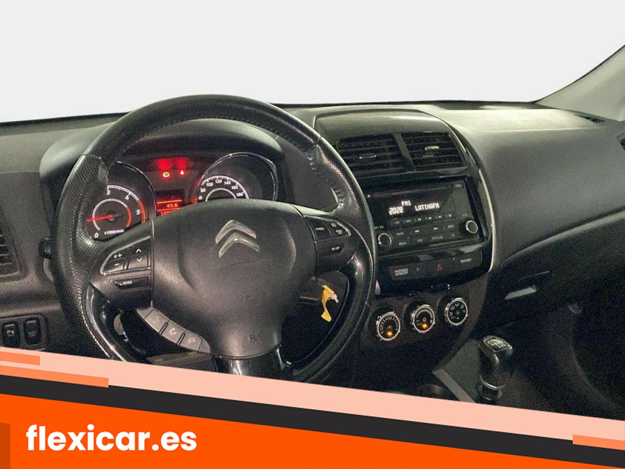 Foto Citroën C4 Aircross 10