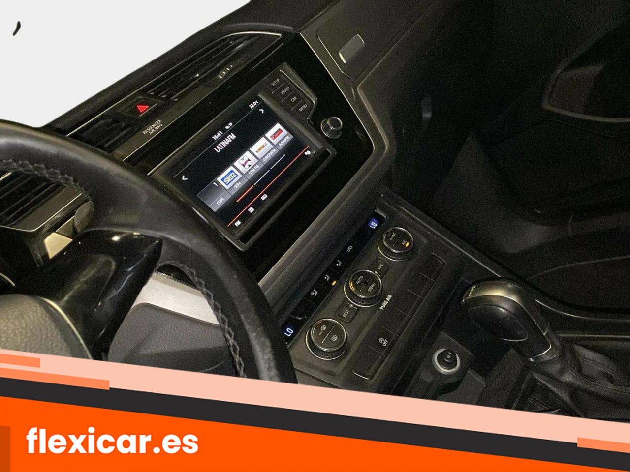Foto Volkswagen Touran 16
