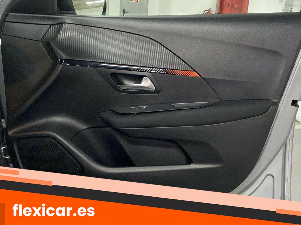 Foto Peugeot 208 30