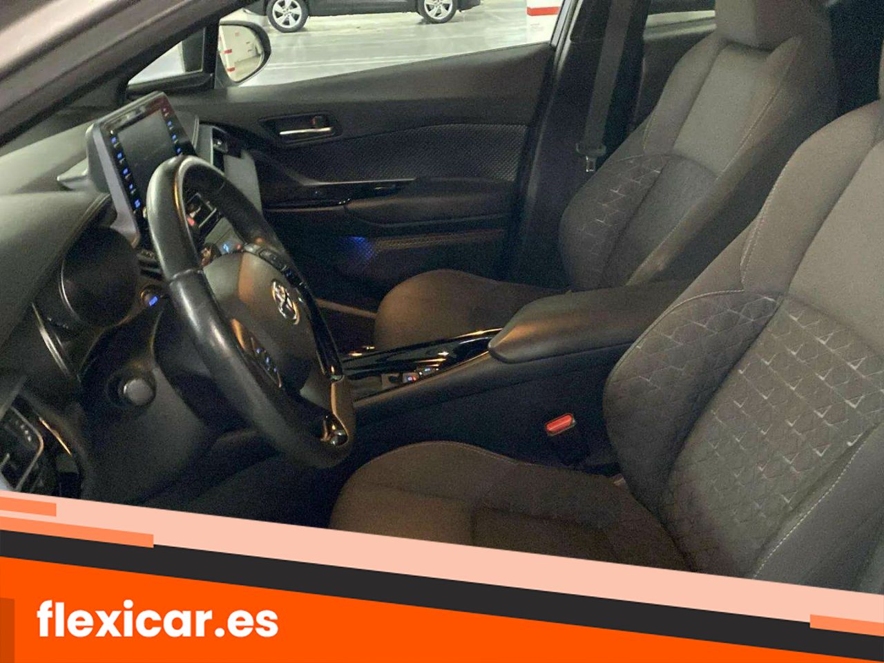 Foto Toyota C-HR 22