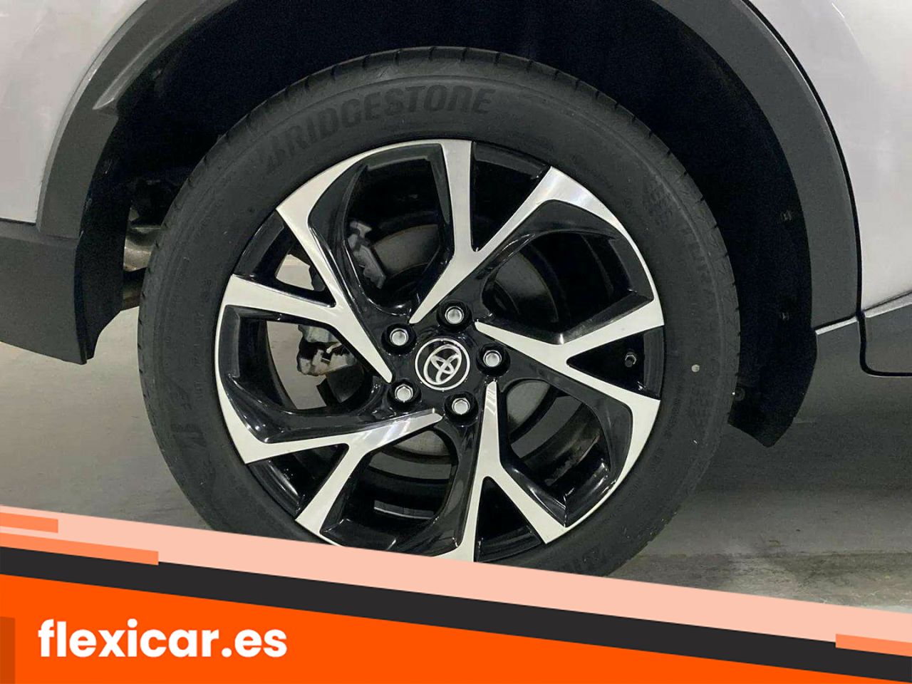 Foto Toyota C-HR 30