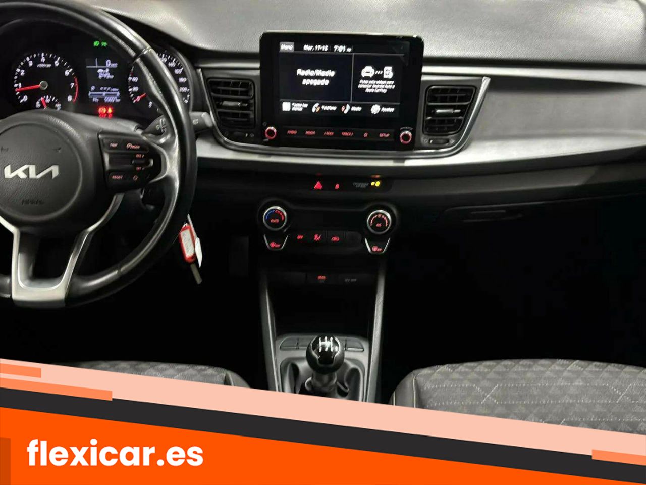 Foto Kia Rio 12