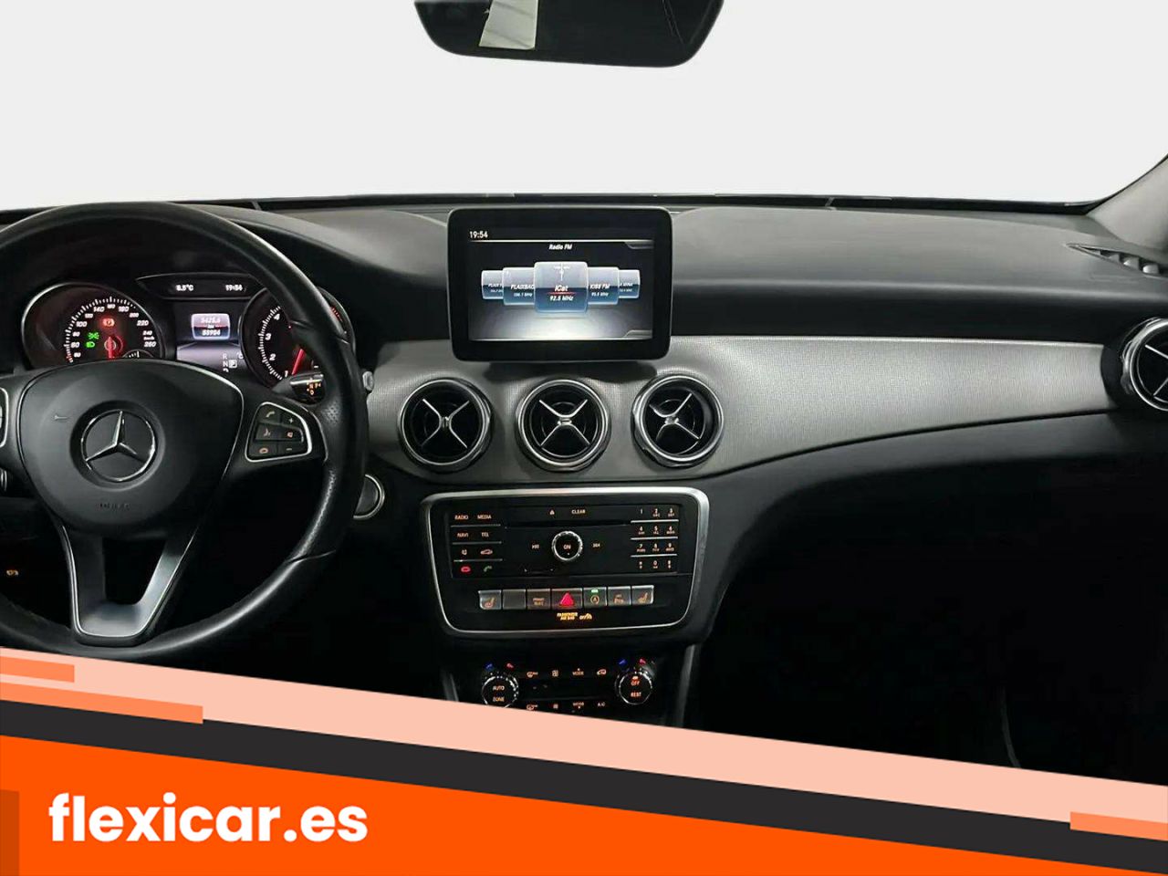 Foto Mercedes-Benz Clase GLA 11