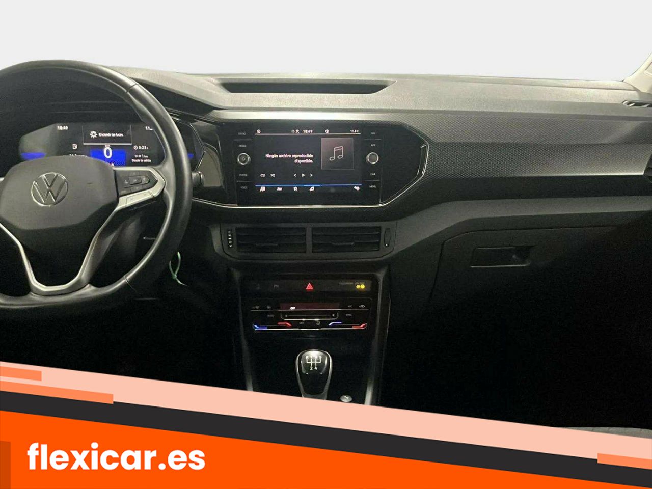 Foto Volkswagen T-Cross 11